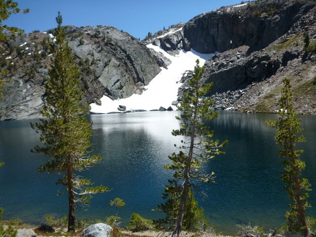 Ruby Lake along the John Muir Trail